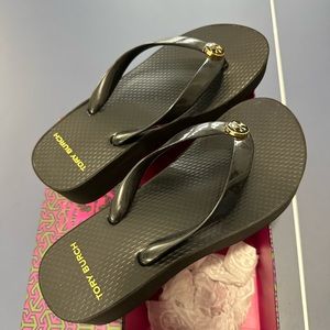 Tory Burch Slippers New size 5M